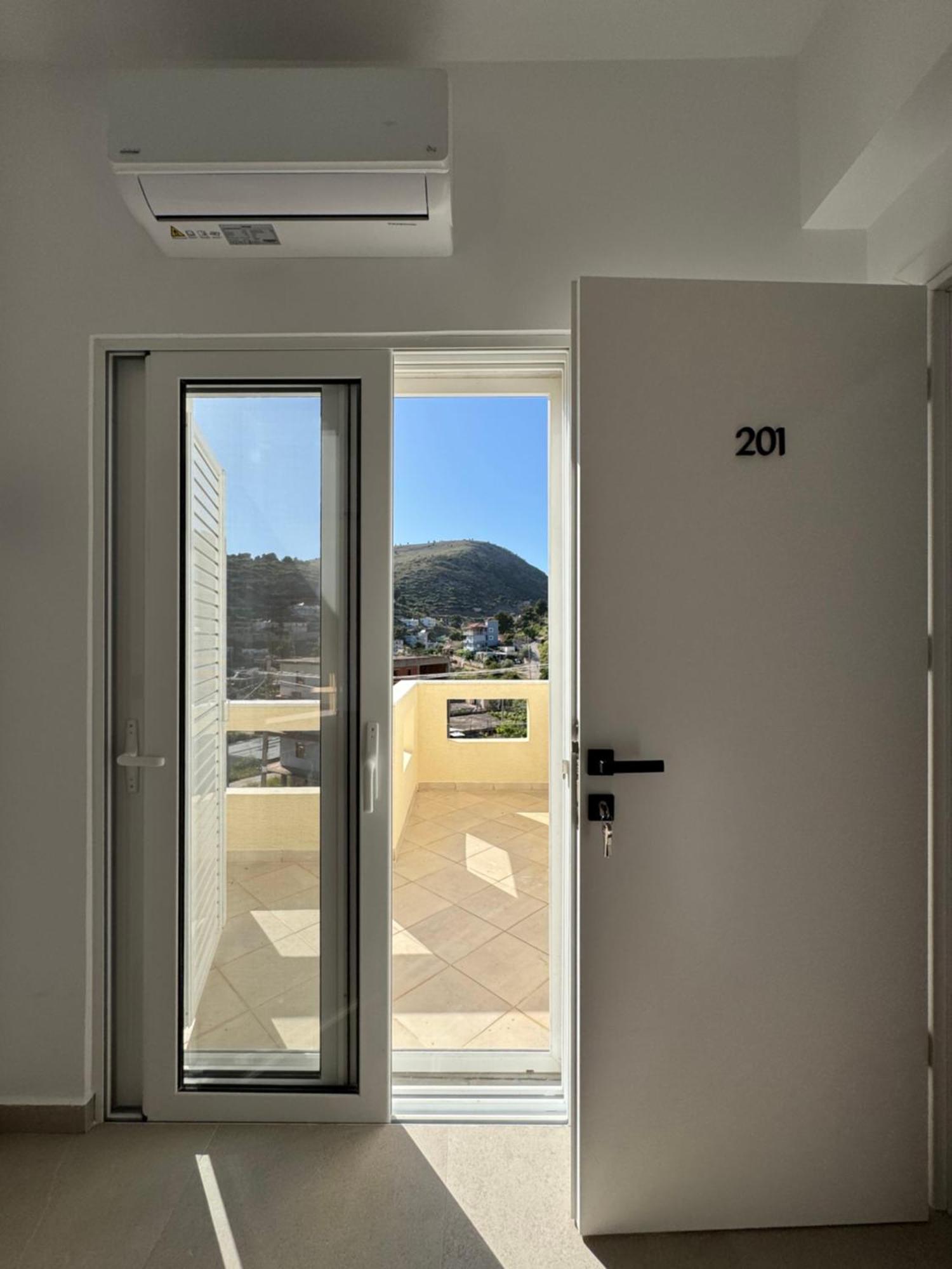 Aliko - Sea View Apartament Saranda