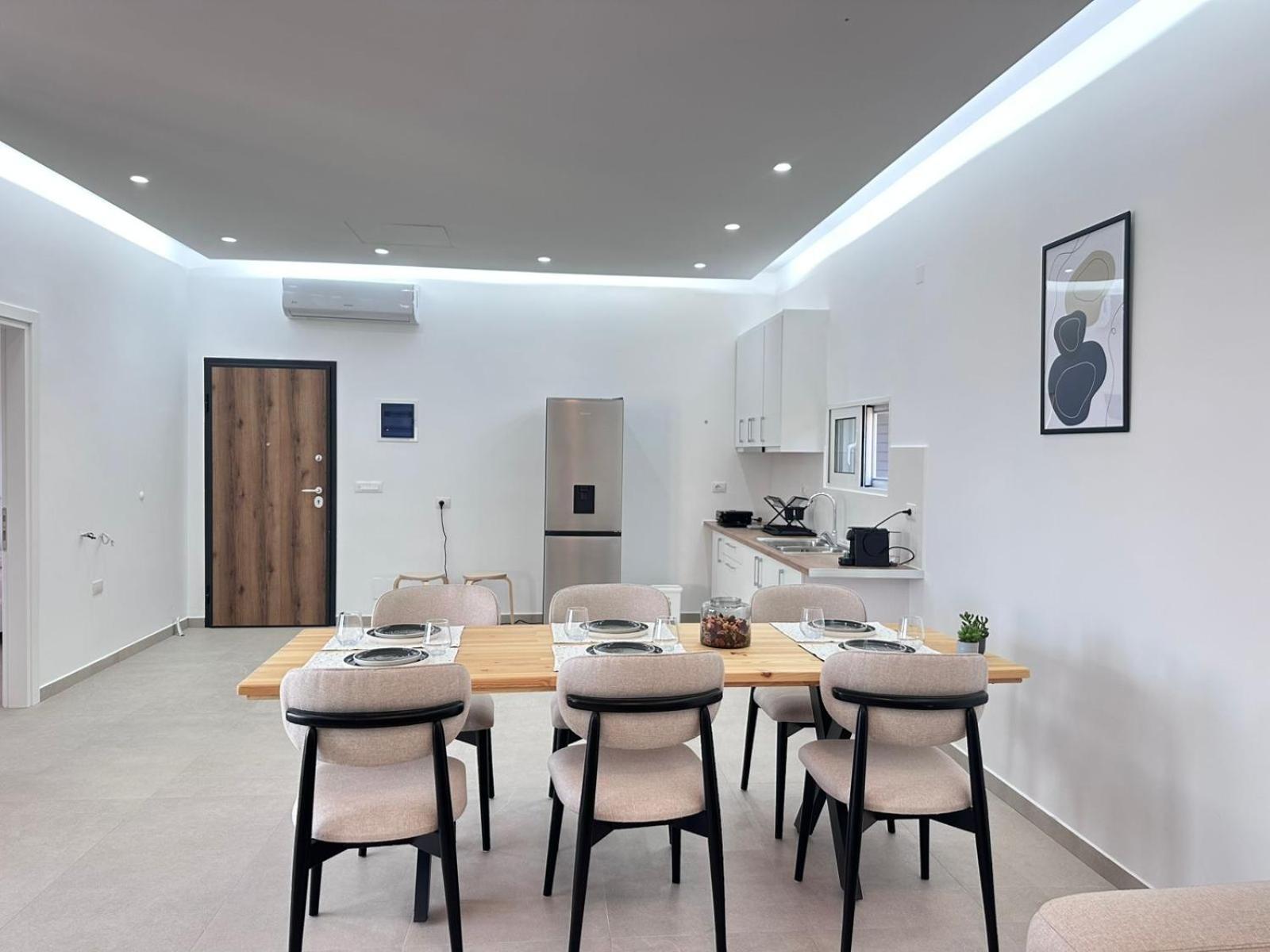 Aliko - Sea View Apartament *